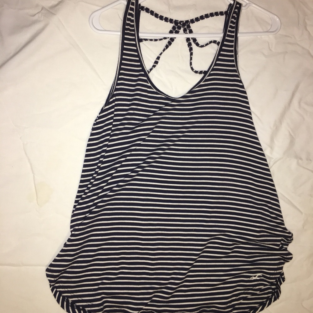 Hollister flowy tank